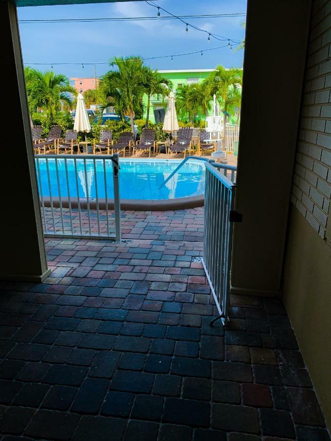 Sta N Pla Motel Clearwater Beach Exterior foto